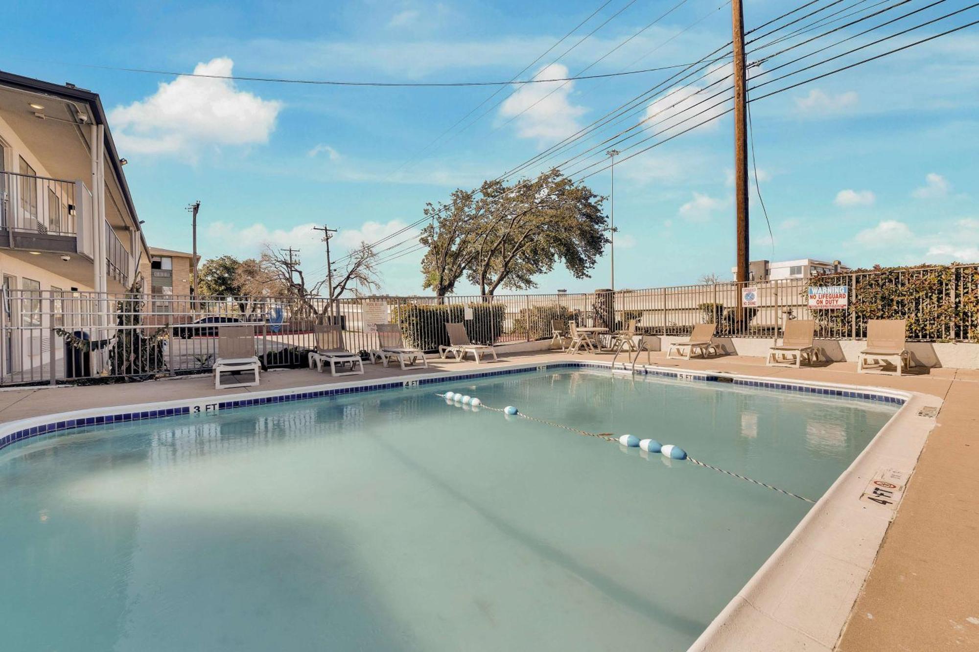 Motel 6-Austin, Tx - Airport - South Kültér fotó