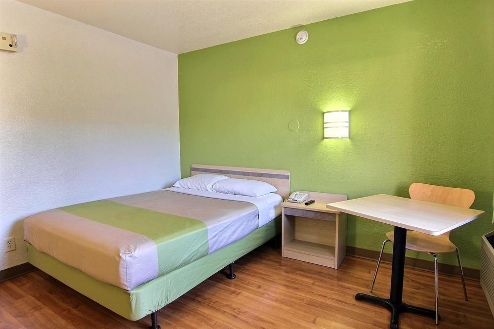 Motel 6-Austin, Tx - Airport - South Kültér fotó